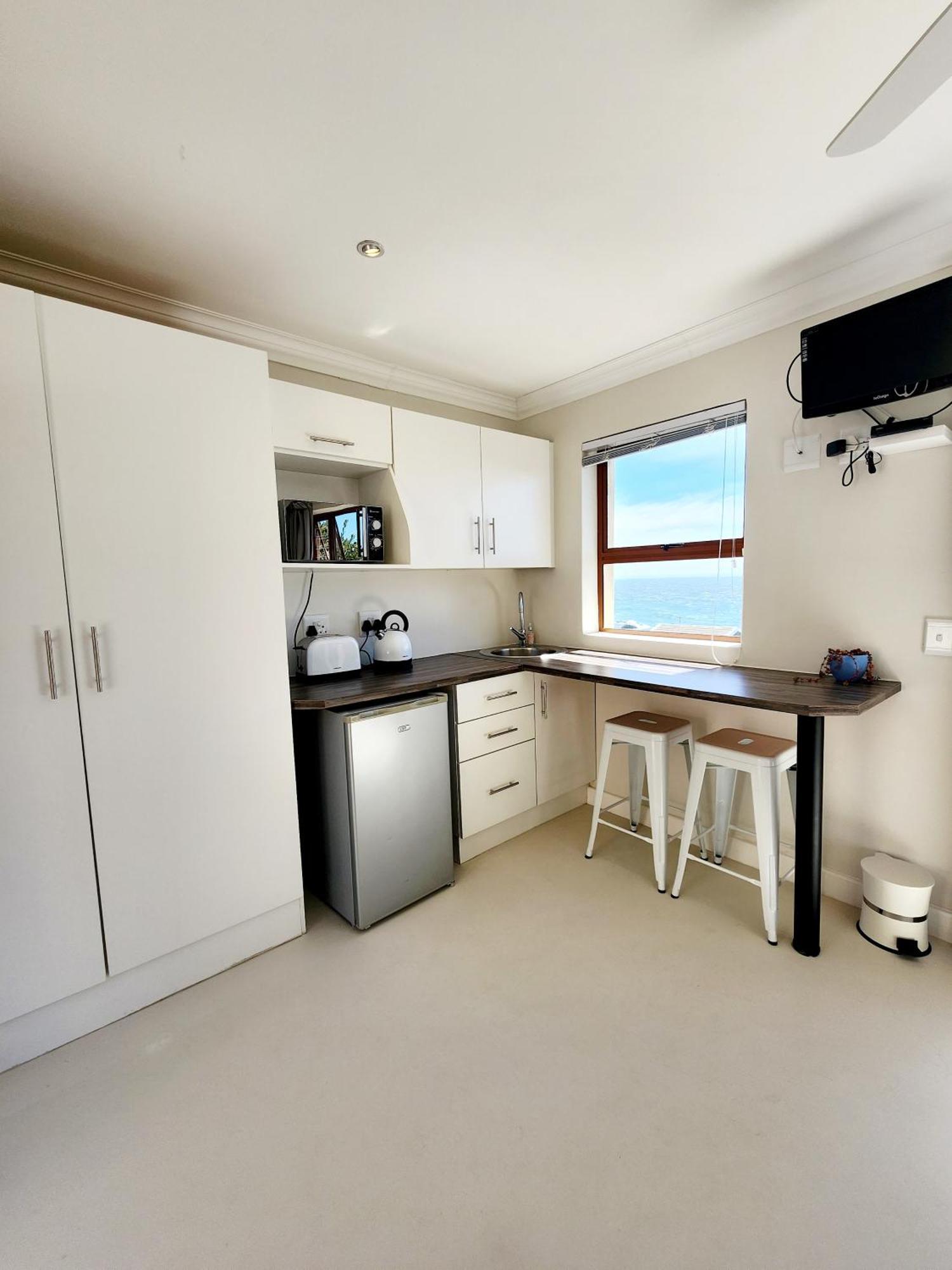 The Tides Bed & Breakfast Simon's Town Ngoại thất bức ảnh